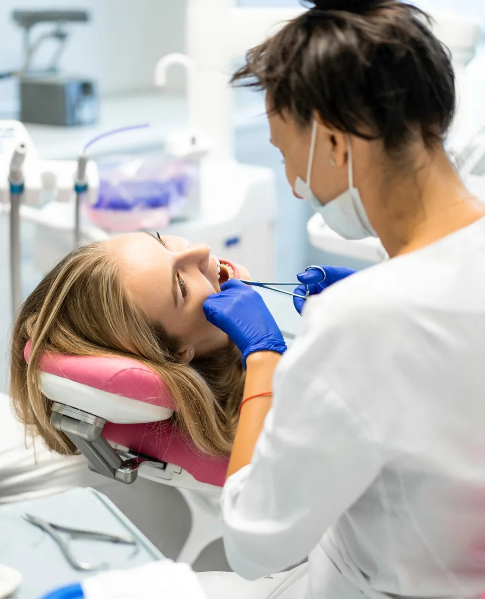 Dra. Jessica Montiel especialista en odontología en CDMX
